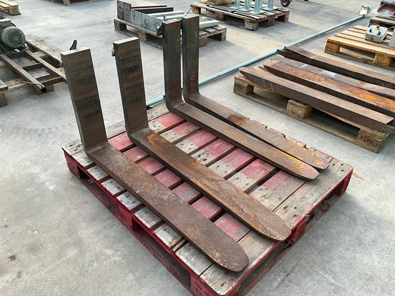 SET OF FORKLIFT SPOONS (2X) - Chariot élévateur: photos 2 SET OF FORKLIFT SPOONS (2X) - Chariot élévateur: photos 2