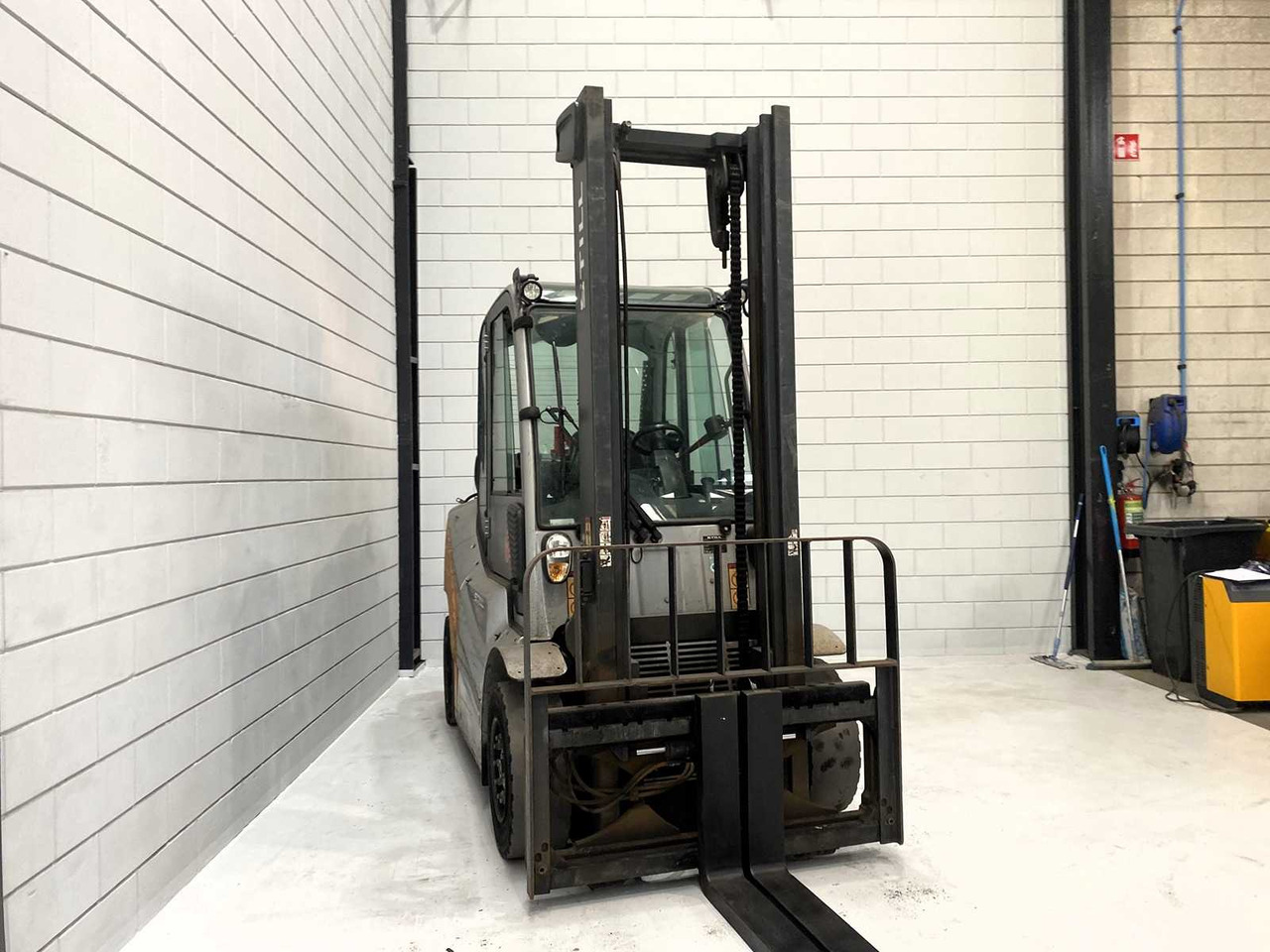 STILL - 2016 - RX 70-40 T - FORKLIFT - Chariot élévateur: photos 5 STILL - 2016 - RX 70-40 T - FORKLIFT - Chariot élévateur: photos 5