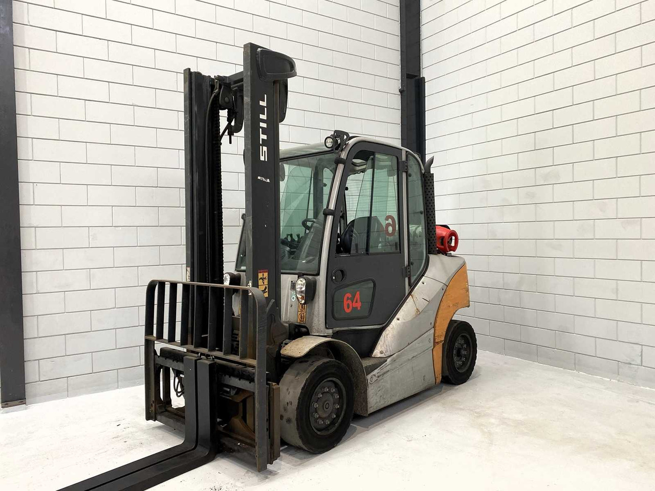 STILL - 2016 - RX 70-40 T - FORKLIFT - Chariot élévateur: photos 1 STILL - 2016 - RX 70-40 T - FORKLIFT - Chariot élévateur: photos 1