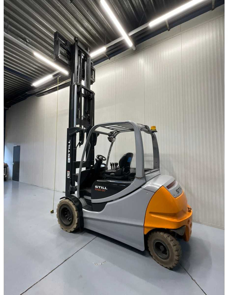 Chariot élévateur STILL 5000KG- RX60-50 - FORKLIFT TRIPLEX - FORK POSITIONER - SIDESHIFT - FREELIFT - BATTERY 2015 WITH ONLY 1121 HOURS: photos 11 Chariot élévateur STILL 5000KG- RX60-50 - FORKLIFT TRIPLEX - FORK POSITIONER - SIDESHIFT - FREELIFT - BATTERY 2015 WITH ONLY 1121 HOURS: photos 11