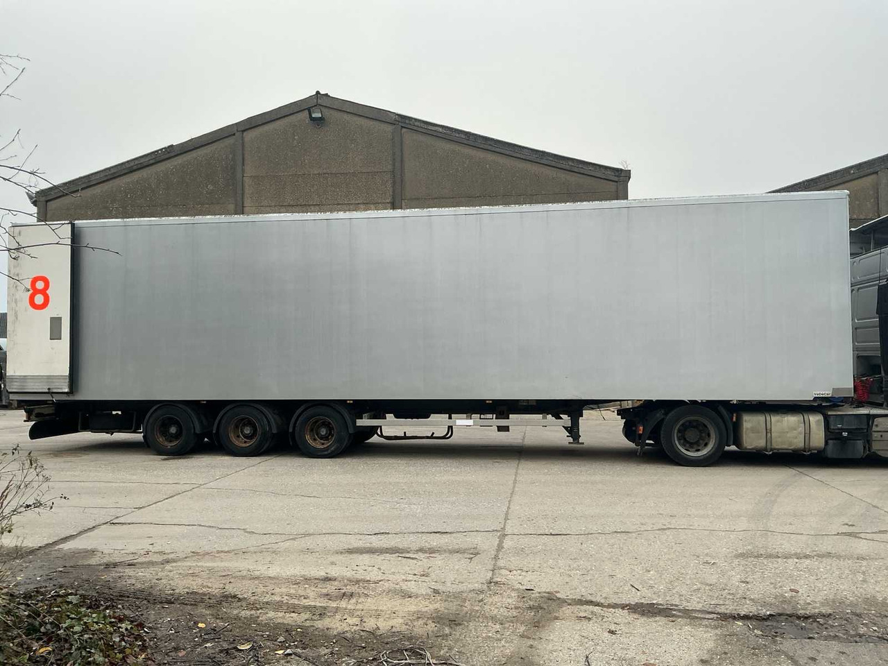 2001 RENDERS SEMI-TRAILER - Semi-remorque: photos 5 2001 RENDERS SEMI-TRAILER - Semi-remorque: photos 5