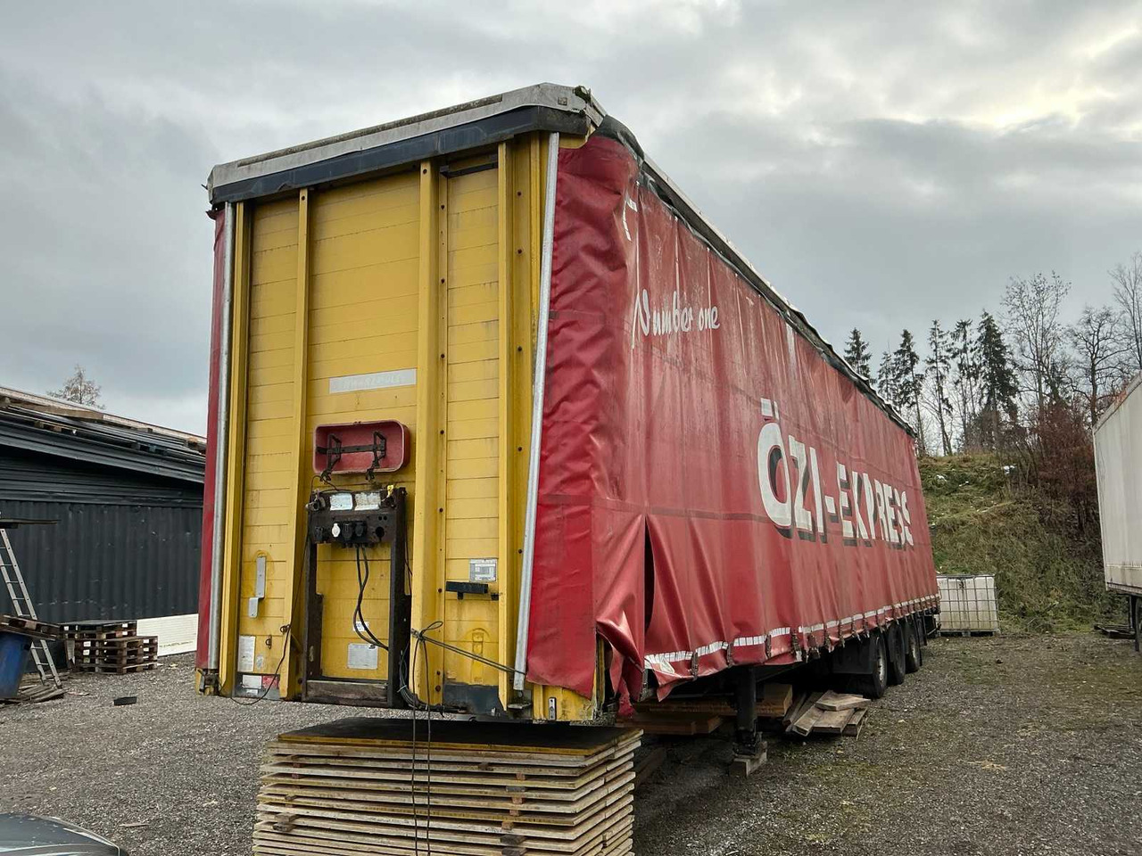 2005 SCHWARZMÜLLER SPA 3/E-19,5 SEMI-TRAILER - Semi-remorque: photos 1 2005 SCHWARZMÜLLER SPA 3/E-19,5 SEMI-TRAILER - Semi-remorque: photos 1