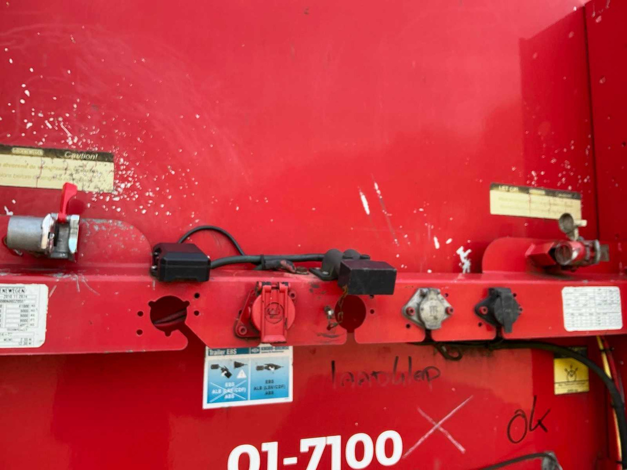 Semi-remorque 2006 GROENEWEGEN DRO-12-27 SEMI-TRAILER: photos 18 Semi-remorque 2006 GROENEWEGEN DRO-12-27 SEMI-TRAILER: photos 18