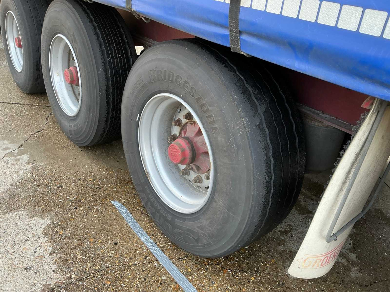 Semi-remorque 2006 GROENEWEGEN DRO-12-27 SEMI-TRAILER: photos 12 Semi-remorque 2006 GROENEWEGEN DRO-12-27 SEMI-TRAILER: photos 12