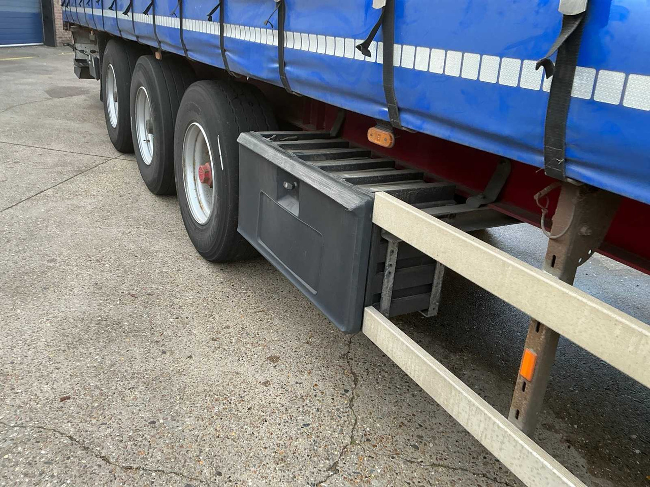 Semi-remorque 2006 GROENEWEGEN DRO-12-27 SEMI-TRAILER: photos 20 Semi-remorque 2006 GROENEWEGEN DRO-12-27 SEMI-TRAILER: photos 20