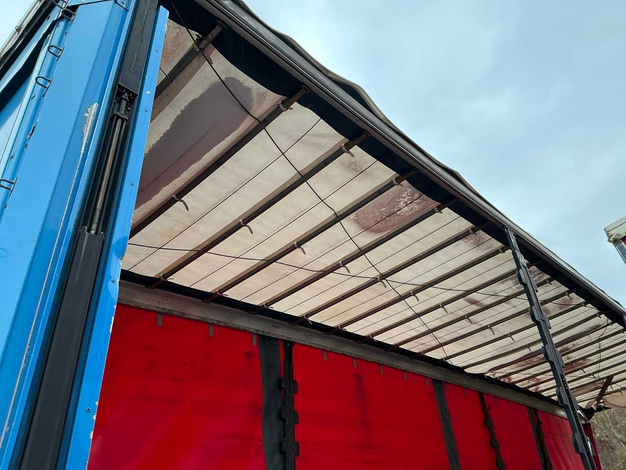 2012 SCHWARZMÜLLER S1 SEMI-TRAILER - Semi-remorque: photos 4 2012 SCHWARZMÜLLER S1 SEMI-TRAILER - Semi-remorque: photos 4