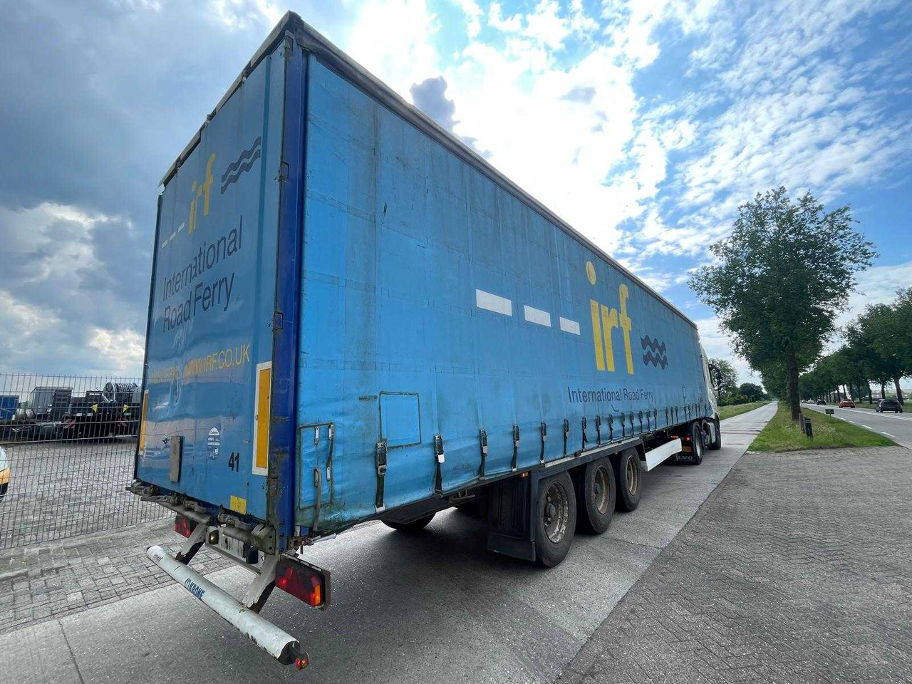 KRONE - SD - SEMI-TRAILER - Semi-remorque: photos 2 KRONE - SD - SEMI-TRAILER - Semi-remorque: photos 2