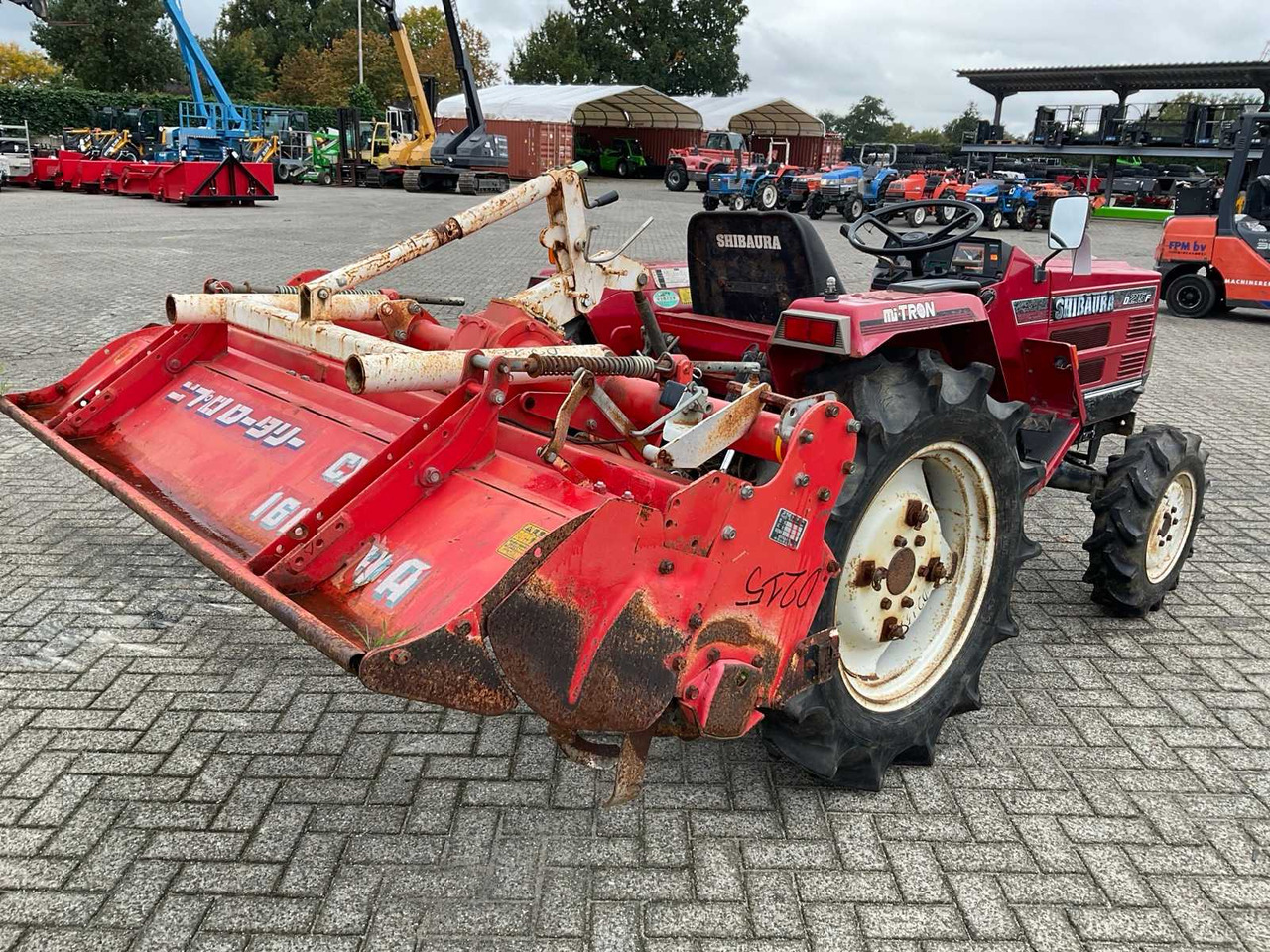 Shibaura D215F - Micro tracteur: photos 3 Shibaura D215F - Micro tracteur: photos 3