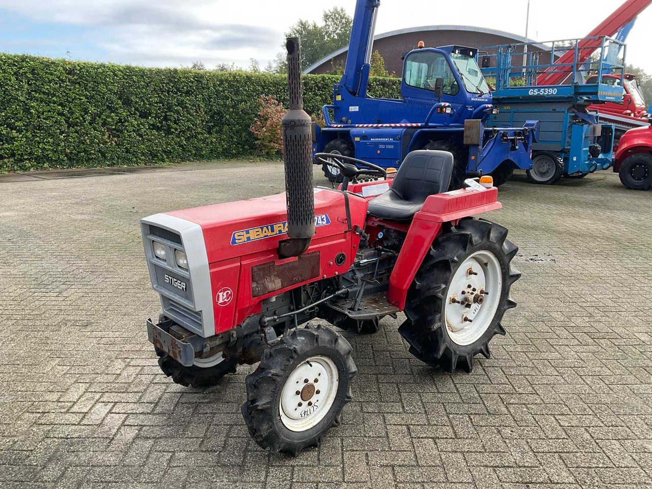 Shibaura SL 1743 - Micro tracteur: photos 1 Shibaura SL 1743 - Micro tracteur: photos 1