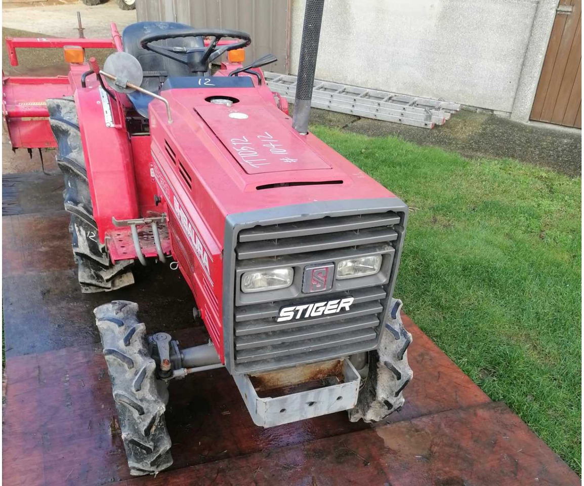 Shibaura SP1540 - Micro tracteur: photos 2 Shibaura SP1540 - Micro tracteur: photos 2