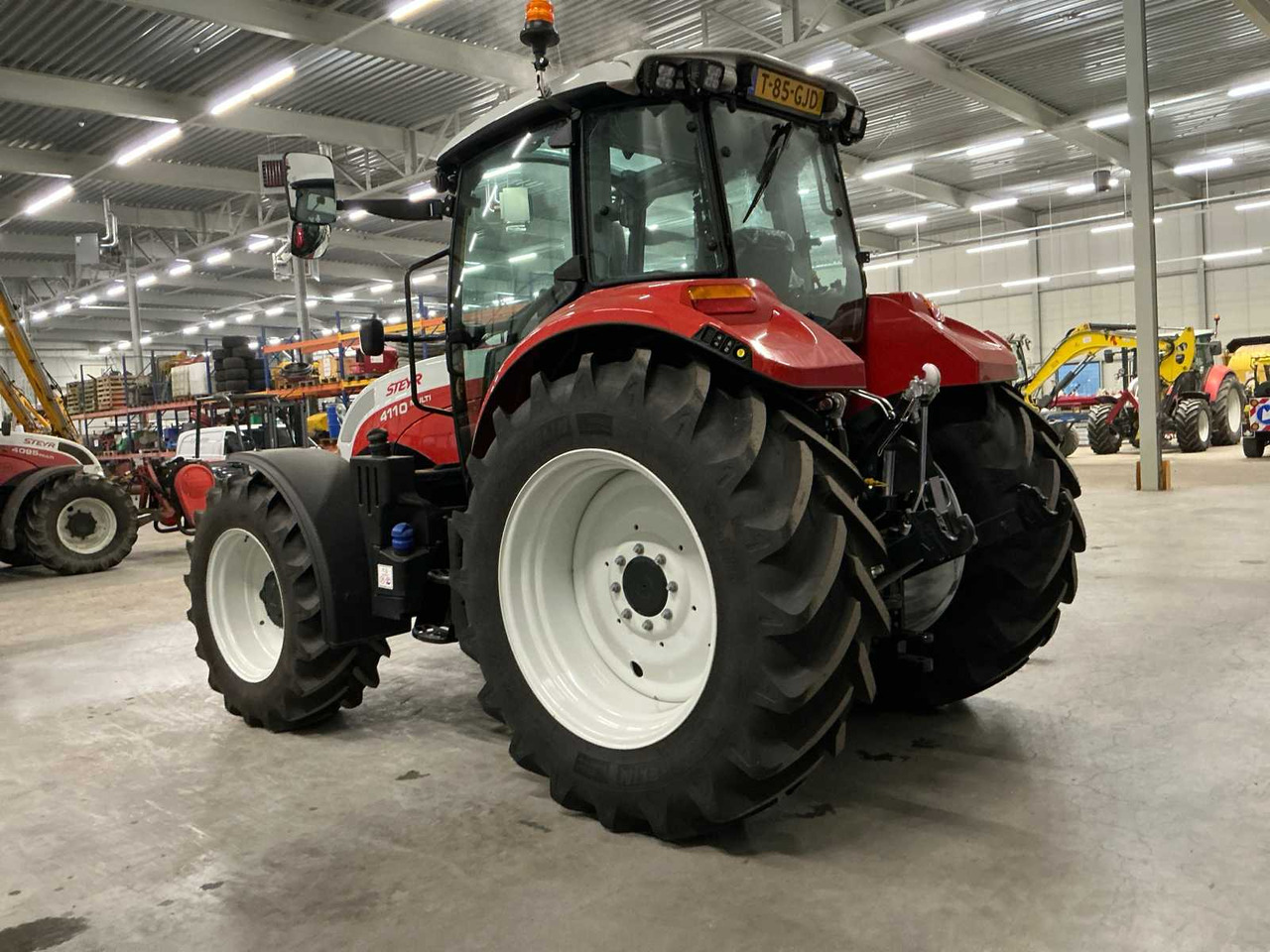 Steyr 4110 Multi - Tracteur agricole: photos 4 Steyr 4110 Multi - Tracteur agricole: photos 4