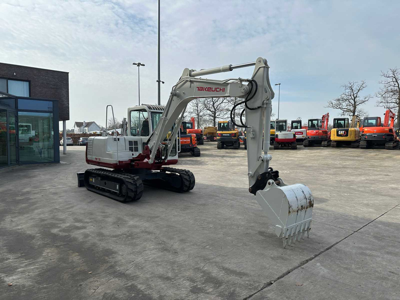 Takeuchi TB175C - Pelle sur chenille: photos 3 Takeuchi TB175C - Pelle sur chenille: photos 3