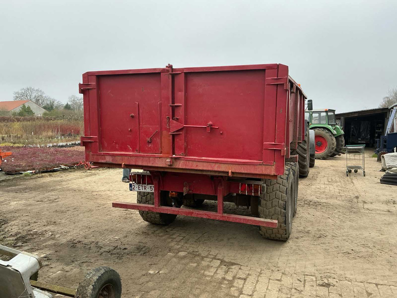 Tipping trailer - Benne agricole: photos 3 Tipping trailer - Benne agricole: photos 3