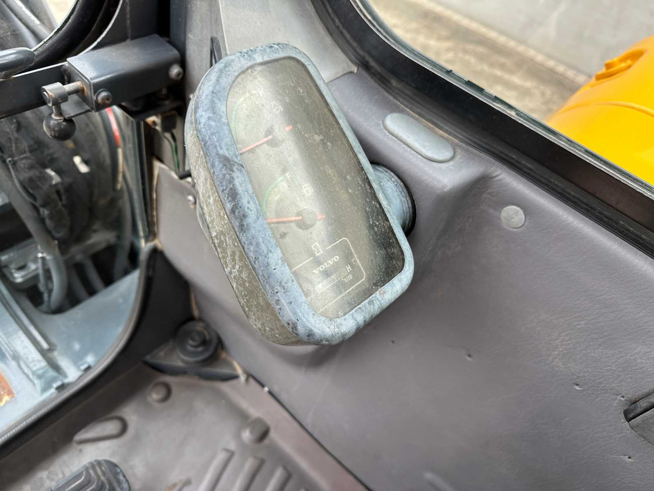 Pelle sur chenille VOLVO EC55D: photos 38