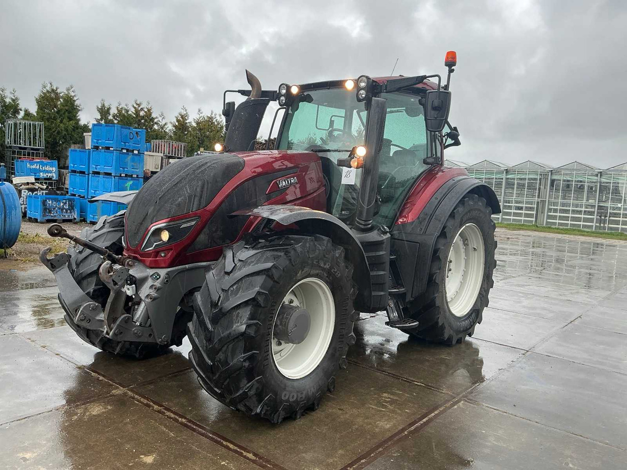 Valtra T214 - Tracteur agricole: photos 2 Valtra T214 - Tracteur agricole: photos 2