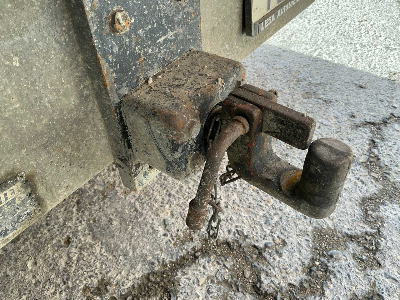 2007 IVECO 35C12 DAILY VAN WITH TIPPER BODY - Véhicule utilitaire: photos 5 2007 IVECO 35C12 DAILY VAN WITH TIPPER BODY - Véhicule utilitaire: photos 5