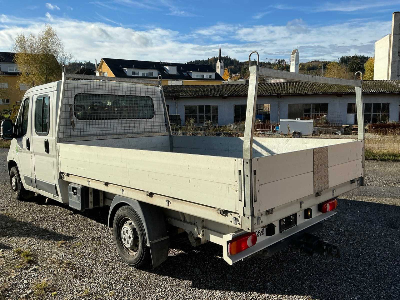2016 PEUGEOT 2.2 HDI 335 BOXER VAN WITH CREW CAB AND LOADING BRIDGE - Véhicule utilitaire: photos 4 2016 PEUGEOT 2.2 HDI 335 BOXER VAN WITH CREW CAB AND LOADING BRIDGE - Véhicule utilitaire: photos 4