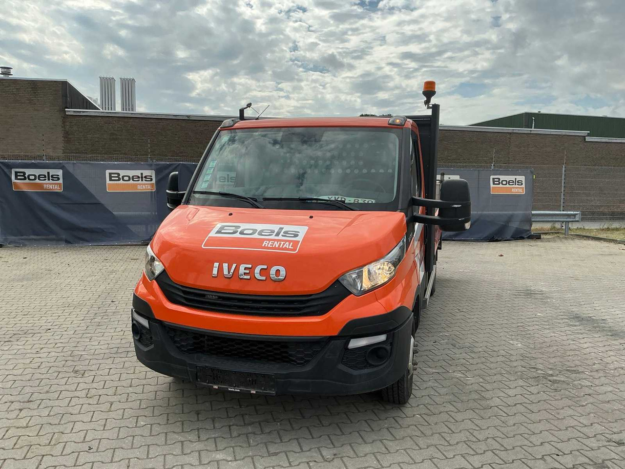 2019 IVECO DAILY 35-140 FLATBED TRUCK - Véhicule utilitaire: photos 2 2019 IVECO DAILY 35-140 FLATBED TRUCK - Véhicule utilitaire: photos 2