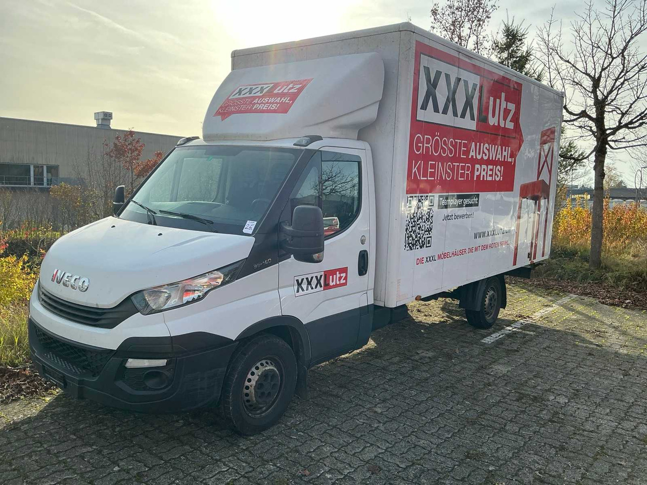 IVECO IS35S12AA VANS - Véhicule utilitaire: photos 1 IVECO IS35S12AA VANS - Véhicule utilitaire: photos 1