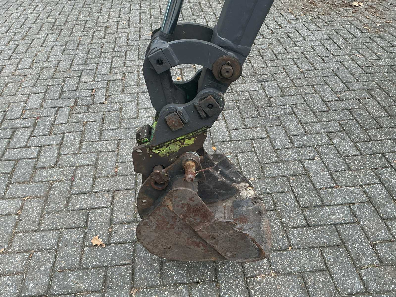 Volvo 2015 VOLVO EC-18D MINI EXCAVATOR - Mini pelle: photos 4 Volvo 2015 VOLVO EC-18D MINI EXCAVATOR - Mini pelle: photos 4