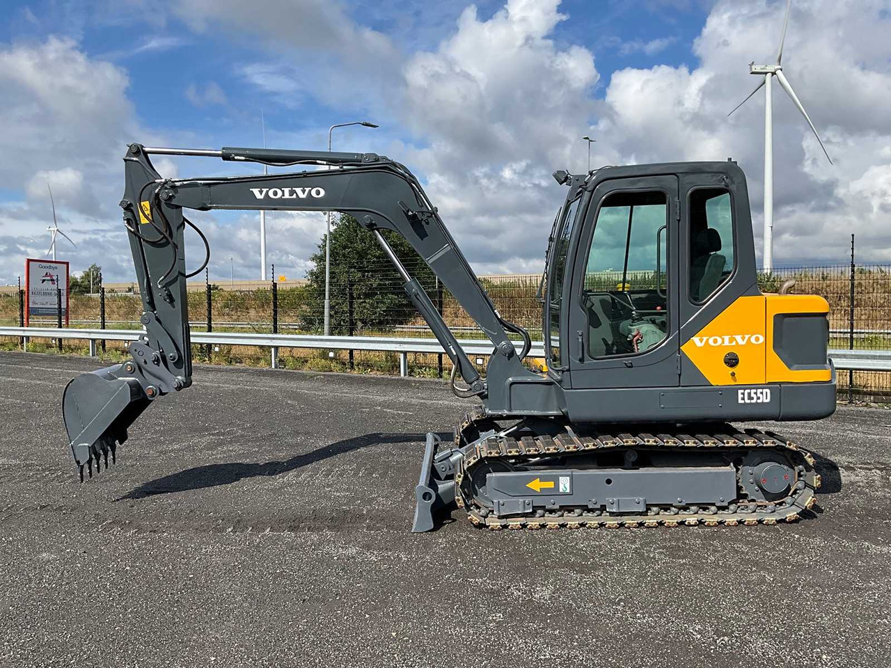 Volvo EC55D - Pelle sur chenille: photos 2 Volvo EC55D - Pelle sur chenille: photos 2