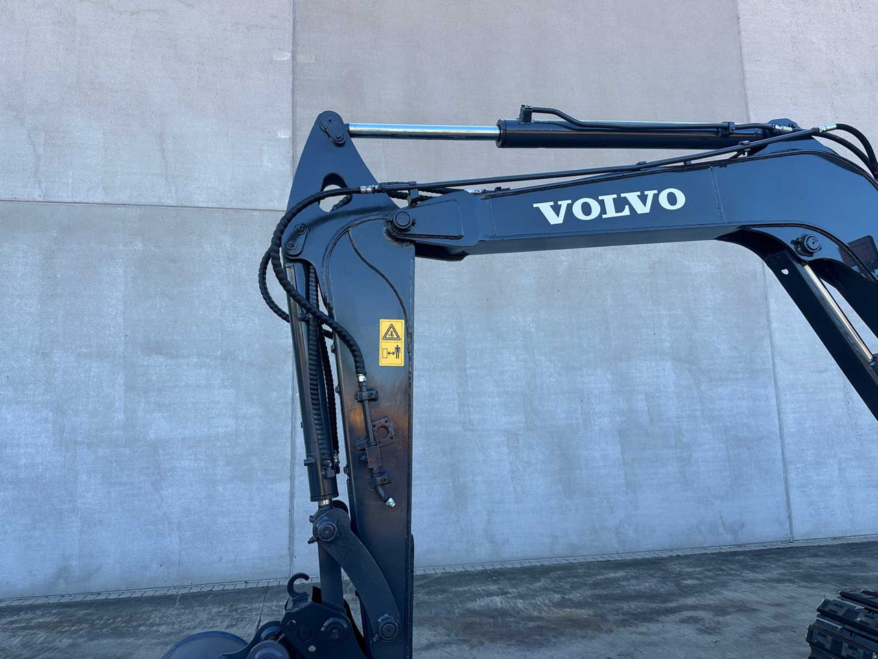 Pelle sur chenille Volvo EC60C: photos 9