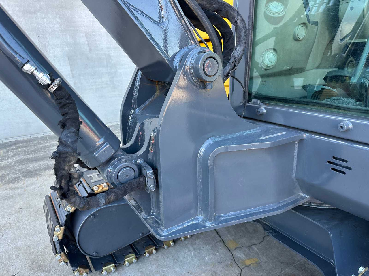 Pelle sur chenille Volvo EC60C: photos 15