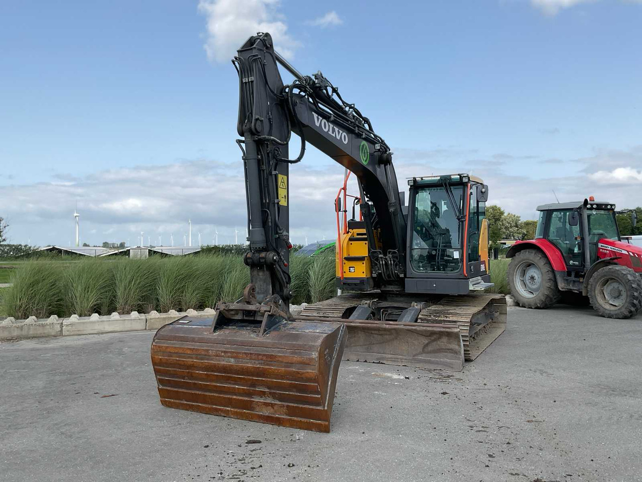 Volvo ECR145EL - Pelle sur chenille: photos 2 Volvo ECR145EL - Pelle sur chenille: photos 2