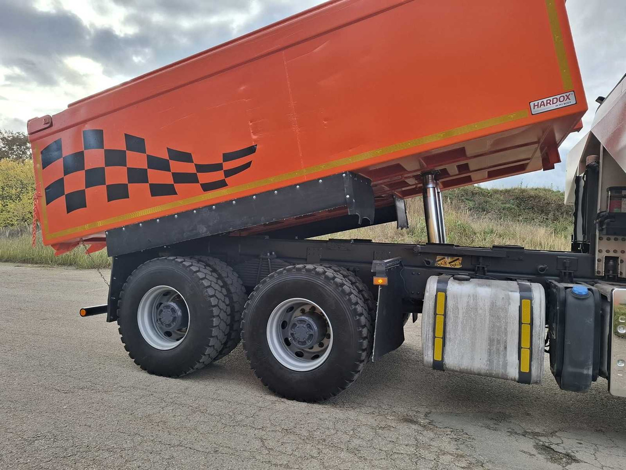 Volvo VOLVO - FM460 - DUMPER TRUCK - 2012 - Tombereau: photos 5 Volvo VOLVO - FM460 - DUMPER TRUCK - 2012 - Tombereau: photos 5