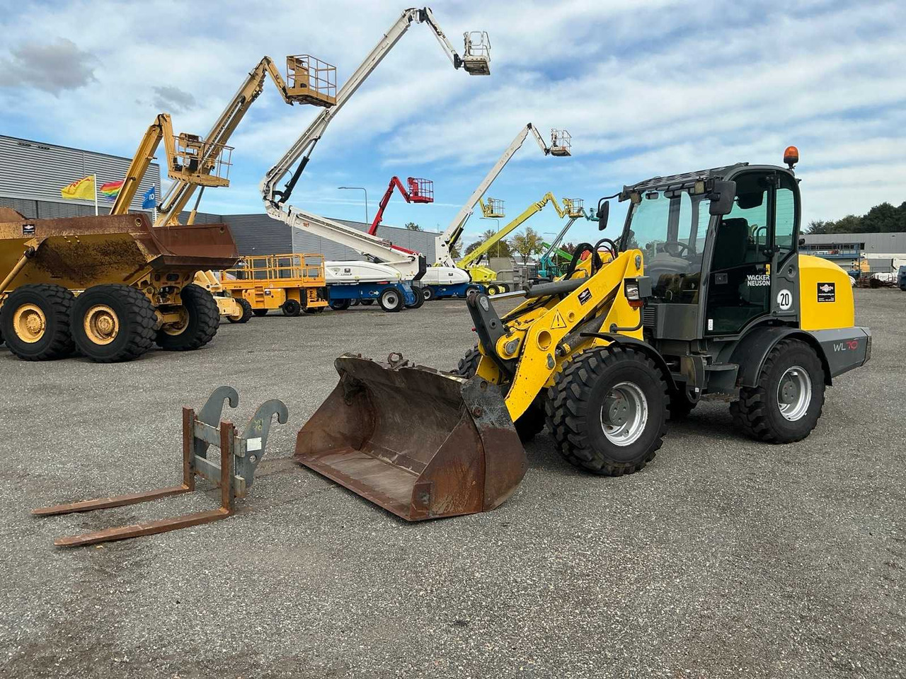 Wacker-Neuson WL70 - Chargeuse sur pneus: photos 2 Wacker-Neuson WL70 - Chargeuse sur pneus: photos 2