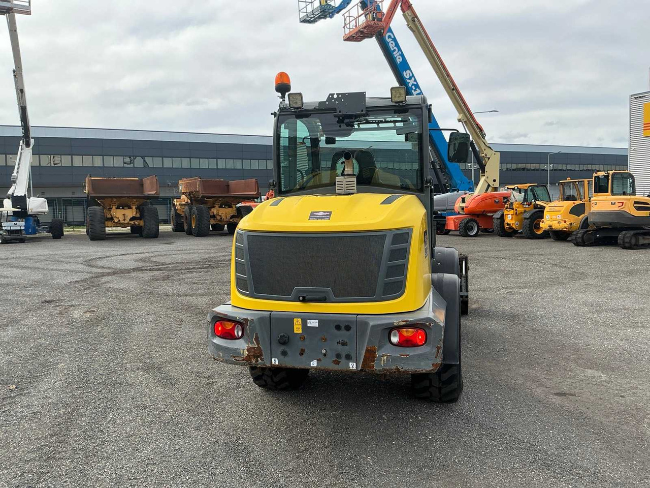Wacker-Neuson WL70 - Chargeuse sur pneus: photos 4 Wacker-Neuson WL70 - Chargeuse sur pneus: photos 4