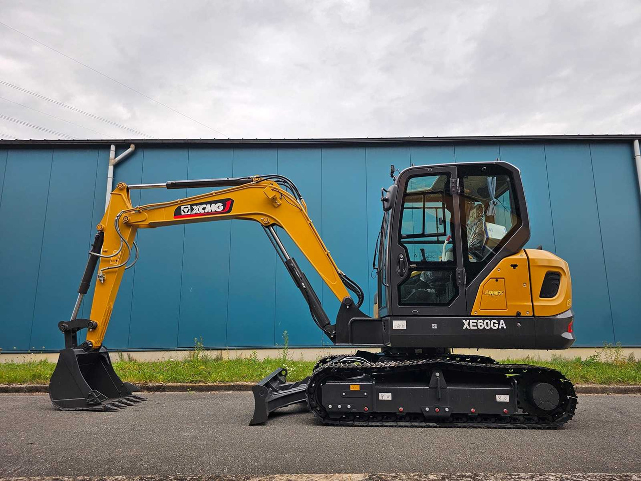 XCMG XE60GA - Pelle sur chenille: photos 2 XCMG XE60GA - Pelle sur chenille: photos 2