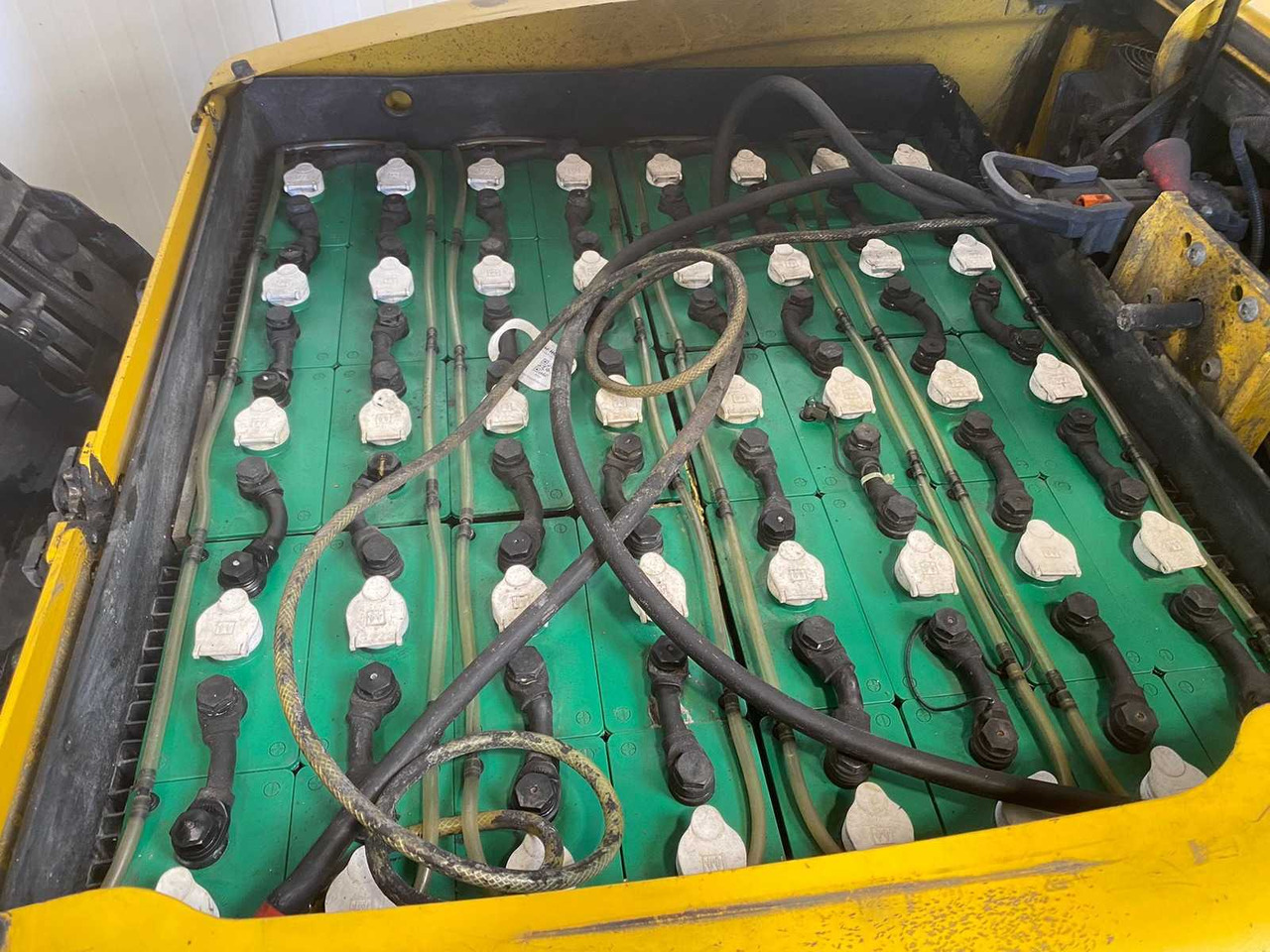 YALE - 2013 - ERP 35 VL - FORKLIFT - Chariot élévateur: photos 5 YALE - 2013 - ERP 35 VL - FORKLIFT - Chariot élévateur: photos 5