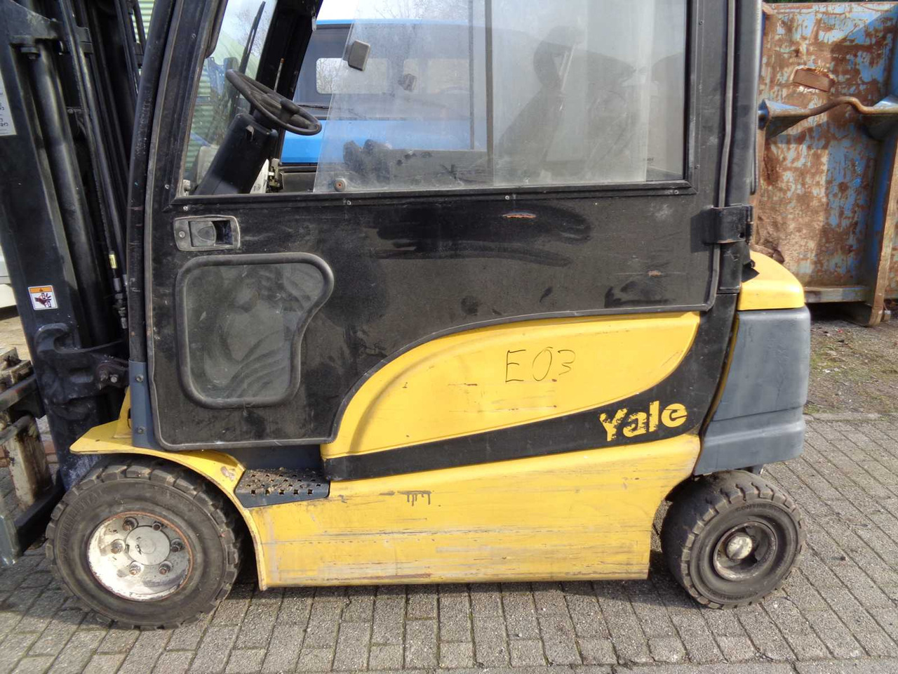 YALE ERP 30 VL ELECTRIC FORKLIFT, YALE-ERP 30 VL - Chariot élévateur: photos 1 YALE ERP 30 VL ELECTRIC FORKLIFT, YALE-ERP 30 VL - Chariot élévateur: photos 1