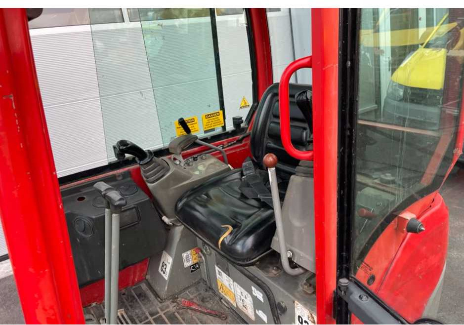 Yanmar SV15 - Mini pelle: photos 5 Yanmar SV15 - Mini pelle: photos 5