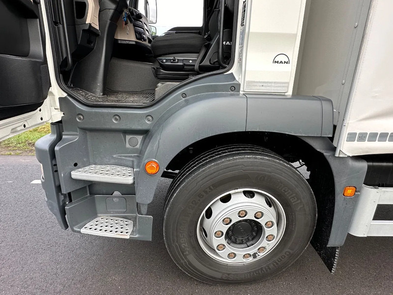 MAN TGM TGM. 15.250. EURO6. 2020. Schuifzeil Bakwagen met Laadklep 990x248x270 - Camion à rideaux coulissants: photos 5 MAN TGM TGM. 15.250. EURO6. 2020. Schuifzeil Bakwagen met Laadklep 990x248x270 - Camion à rideaux coulissants: photos 5