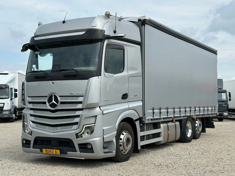 Mercedes-Benz Actros ACTROS 2545LL 2020. Als in nieuwstaat!! - Camion à rideaux coulissants: photos 1 Mercedes-Benz Actros ACTROS 2545LL 2020. Als in nieuwstaat!! - Camion à rideaux coulissants: photos 1