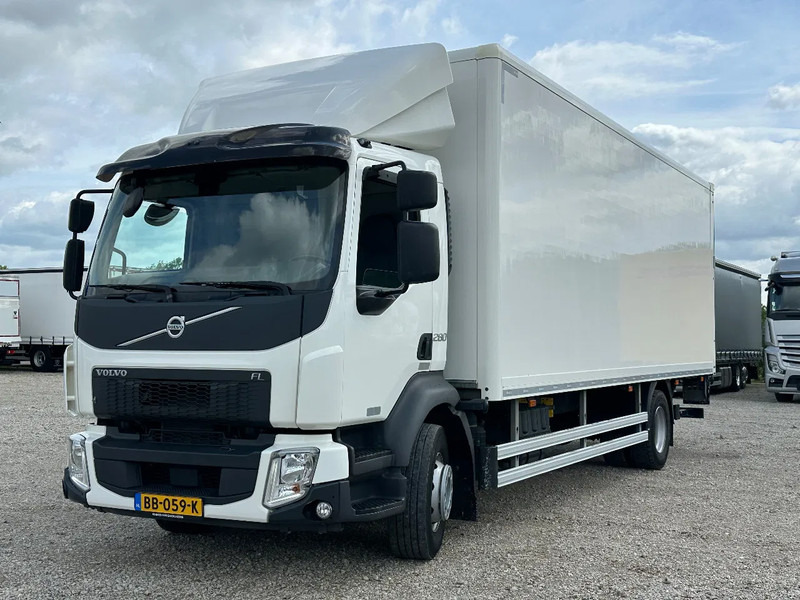 Volvo FL FL280.16 EURO6. 2022. 92747km. - Camion fourgon: photos 1 Volvo FL FL280.16 EURO6. 2022. 92747km. - Camion fourgon: photos 1