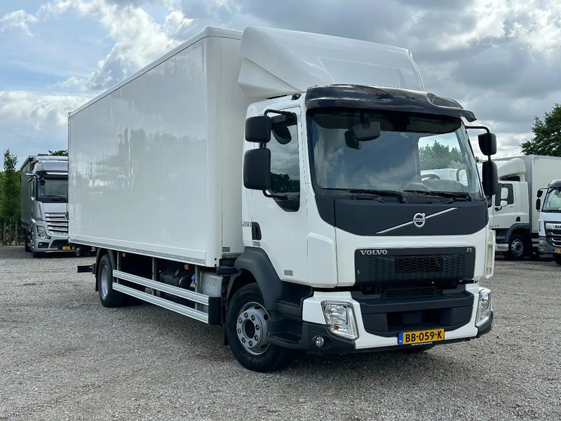 Volvo FL FL280.16 EURO6. 2022. 92747km. - Camion fourgon: photos 2 Volvo FL FL280.16 EURO6. 2022. 92747km. - Camion fourgon: photos 2