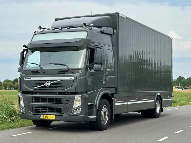 Volvo FM 330 VOLVO FM 330 EEV - Camion fourgon: photos 1 Volvo FM 330 VOLVO FM 330 EEV - Camion fourgon: photos 1