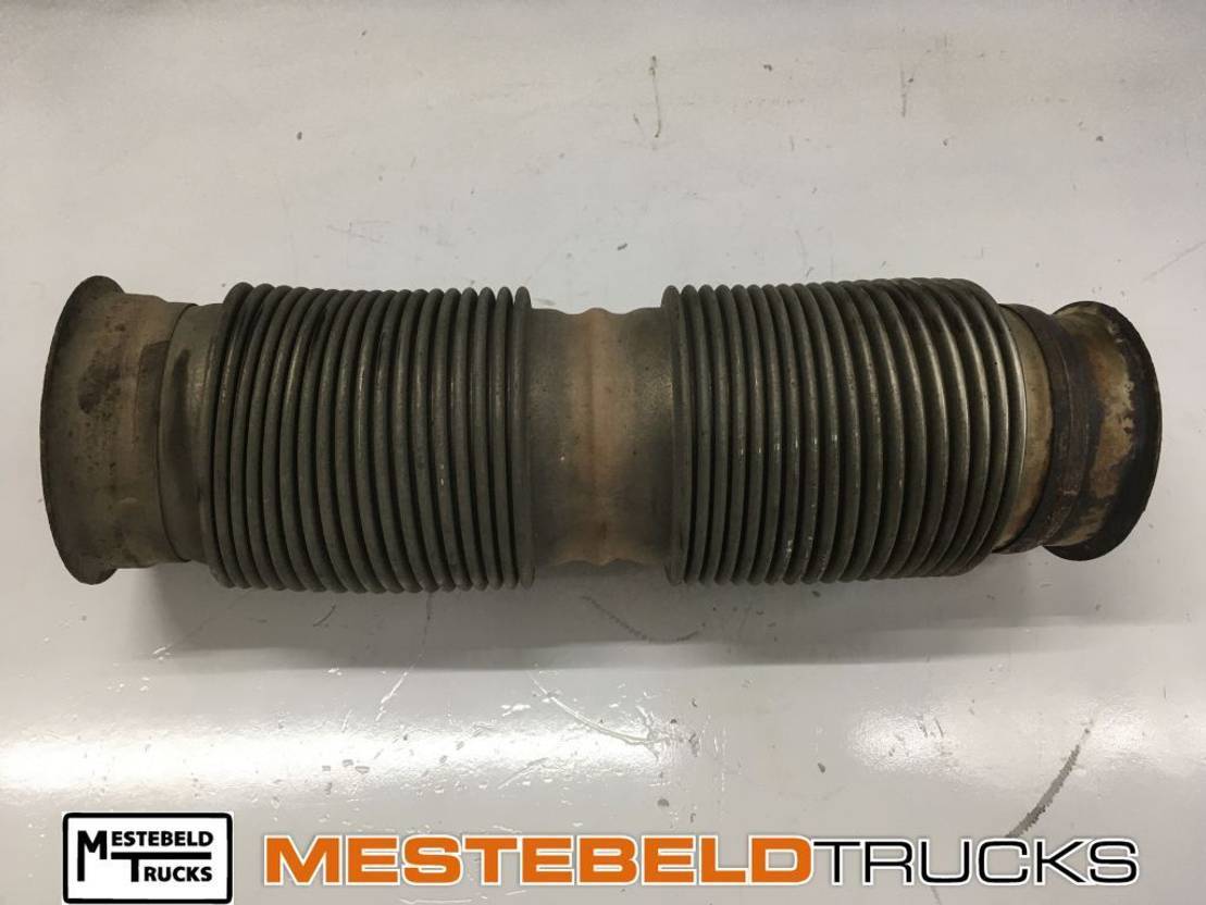 DAF Flexibele uitlaatpijp XF106 - Système d'échappement pour Camion: photos 1 DAF Flexibele uitlaatpijp XF106 - Système d'échappement pour Camion: photos 1