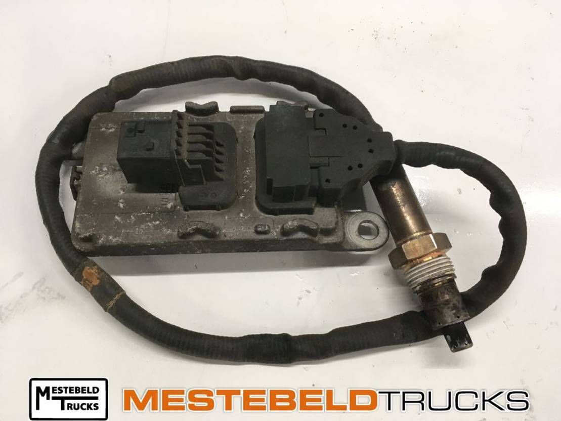 DAF NOX sensor XF106 - Système d'échappement pour Camion: photos 1 DAF NOX sensor XF106 - Système d'échappement pour Camion: photos 1