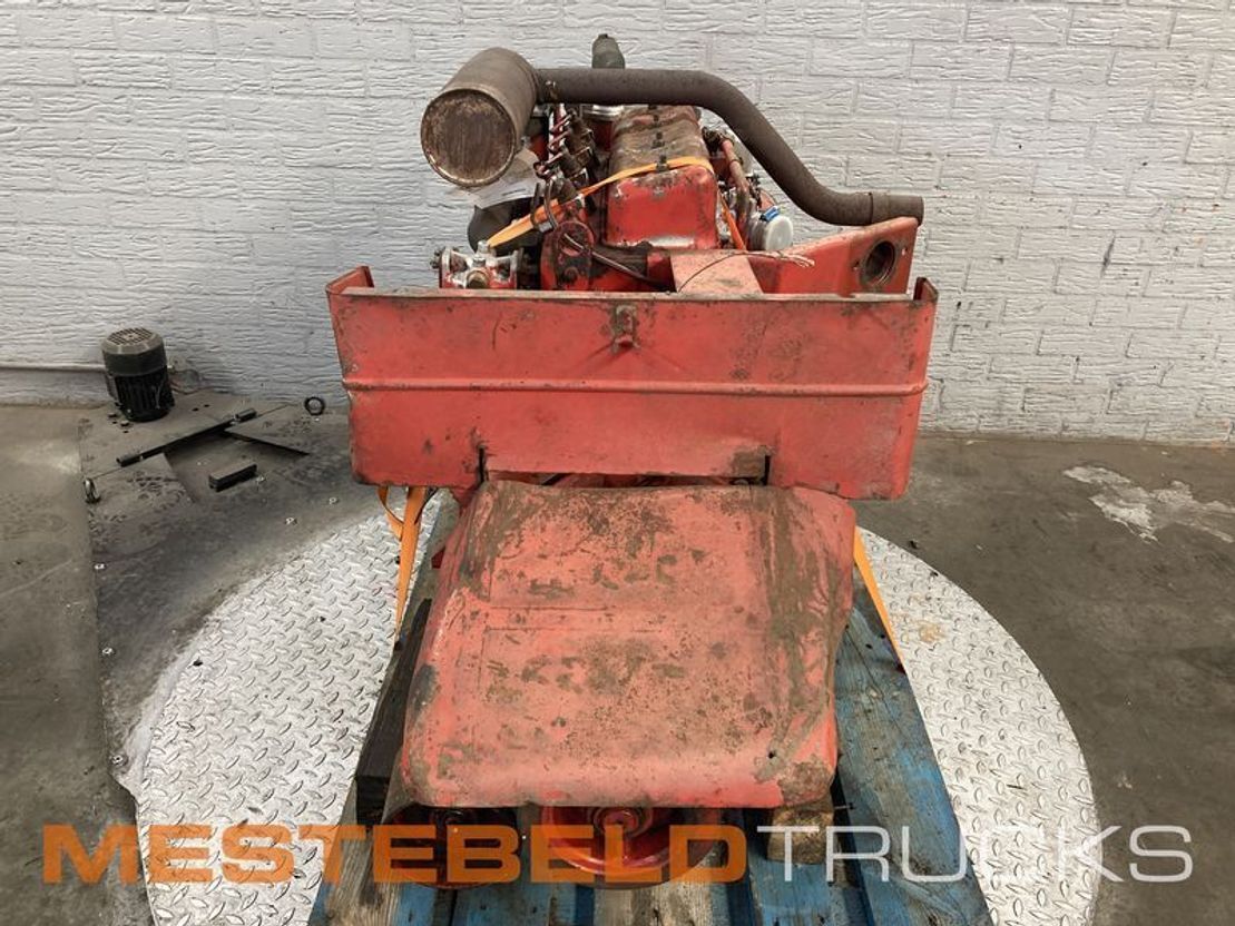 Diversen Motor Perkins 4 cil - Moteur et pièces pour Camion: photos 2 Diversen Motor Perkins 4 cil - Moteur et pièces pour Camion: photos 2