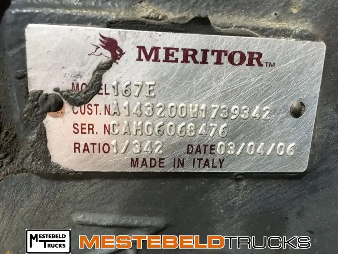 Iveco Differentieel 167E 180E28 Tector - Essieu arrière pour Camion: photos 2 Iveco Differentieel 167E 180E28 Tector - Essieu arrière pour Camion: photos 2