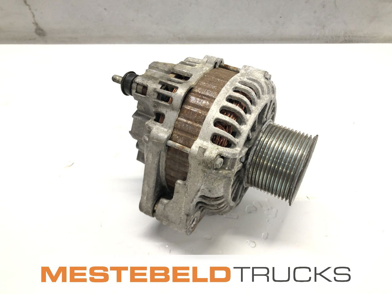 Iveco Dynamo cursor euro 6 - Moteur et pièces pour Camion: photos 1 Iveco Dynamo cursor euro 6 - Moteur et pièces pour Camion: photos 1
