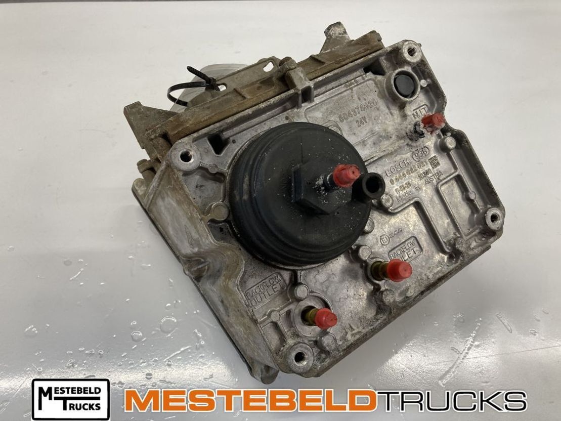 Iveco EAS unit - Système d'échappement pour Camion: photos 1 Iveco EAS unit - Système d'échappement pour Camion: photos 1