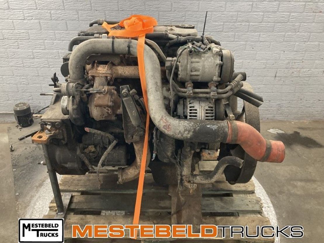 Iveco Motor Tector F4AE0481A - Moteur et pièces pour Camion: photos 1 Iveco Motor Tector F4AE0481A - Moteur et pièces pour Camion: photos 1