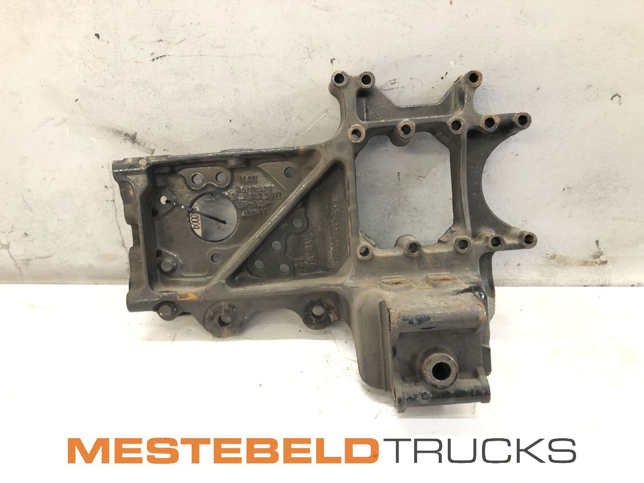 MAN Combisteun voorzijde rechts TGS - Frame/ Châssis pour Camion: photos 1 MAN Combisteun voorzijde rechts TGS - Frame/ Châssis pour Camion: photos 1