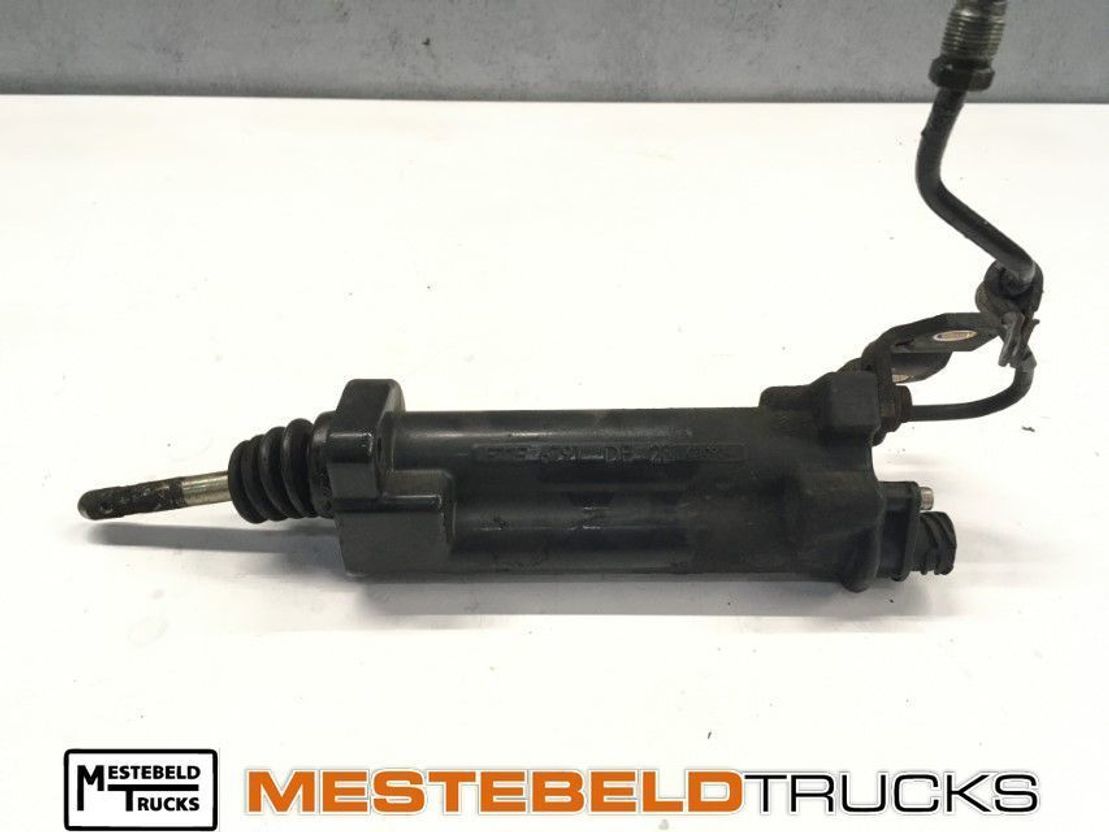 MAN Koppelingsbekrachtiger - Embrayage et pièces pour Camion: photos 1 MAN Koppelingsbekrachtiger - Embrayage et pièces pour Camion: photos 1