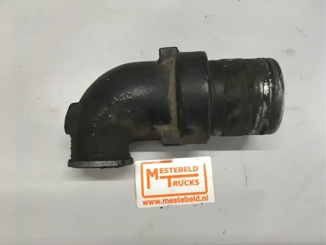 MAN L uchtinlaatpijp - Moteur et pièces pour Camion: photos 1 MAN L uchtinlaatpijp - Moteur et pièces pour Camion: photos 1